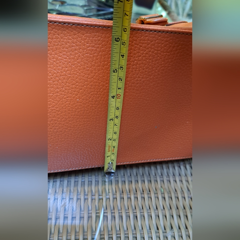 Maxx New York Pebbled Orange Leather Shoulder Bag. - Picture 10 of 13